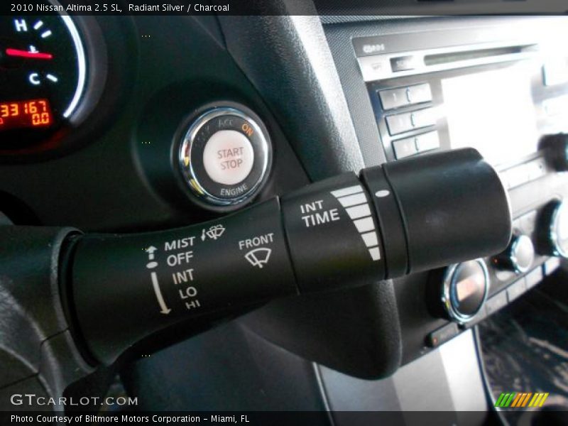 Radiant Silver / Charcoal 2010 Nissan Altima 2.5 SL