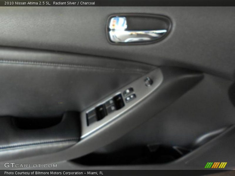 Radiant Silver / Charcoal 2010 Nissan Altima 2.5 SL