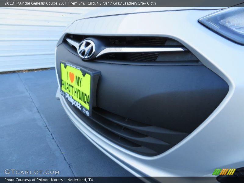 Circuit Silver / Gray Leather/Gray Cloth 2013 Hyundai Genesis Coupe 2.0T Premium