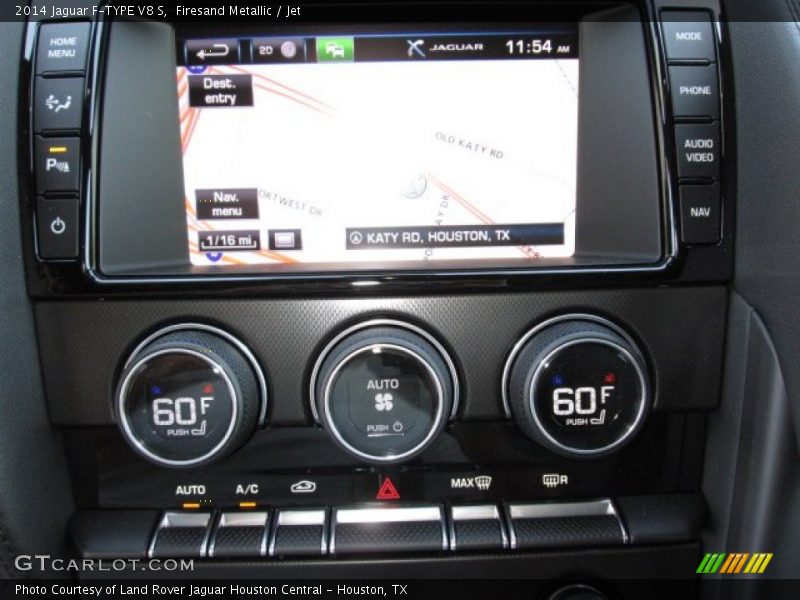 Controls of 2014 F-TYPE V8 S