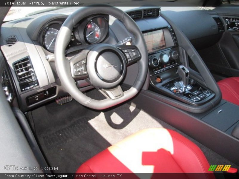 Polaris White / Red 2014 Jaguar F-TYPE S