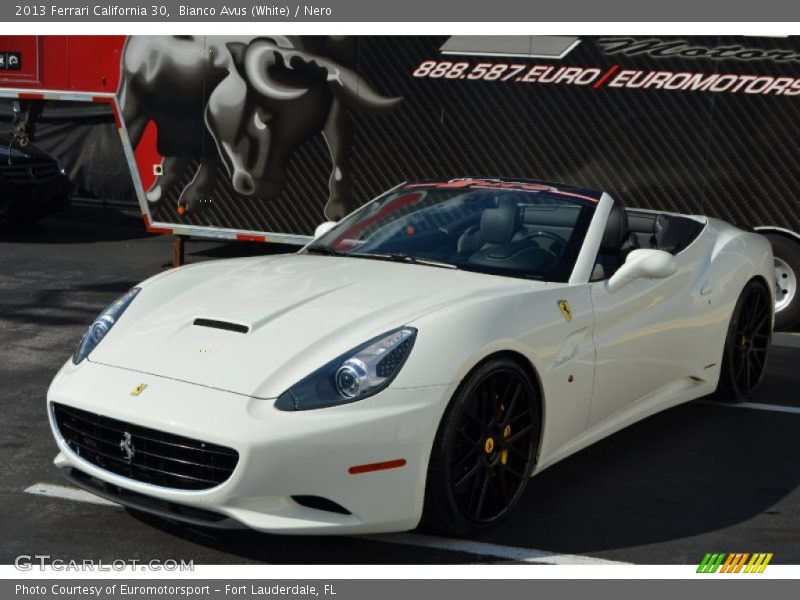 Bianco Avus (White) / Nero 2013 Ferrari California 30