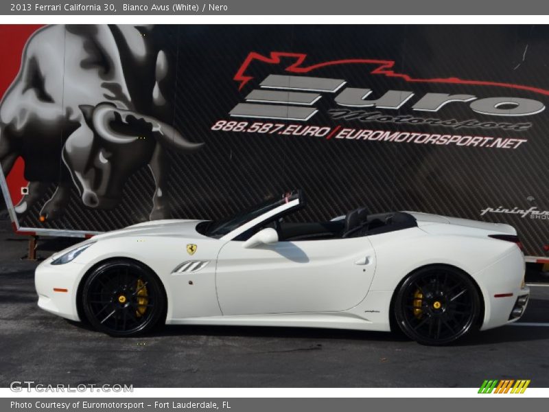 Bianco Avus (White) / Nero 2013 Ferrari California 30