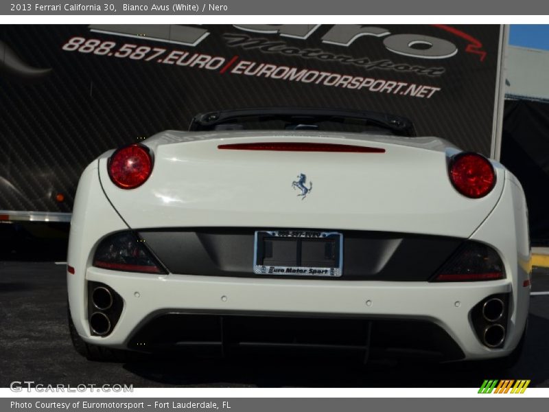 Bianco Avus (White) / Nero 2013 Ferrari California 30