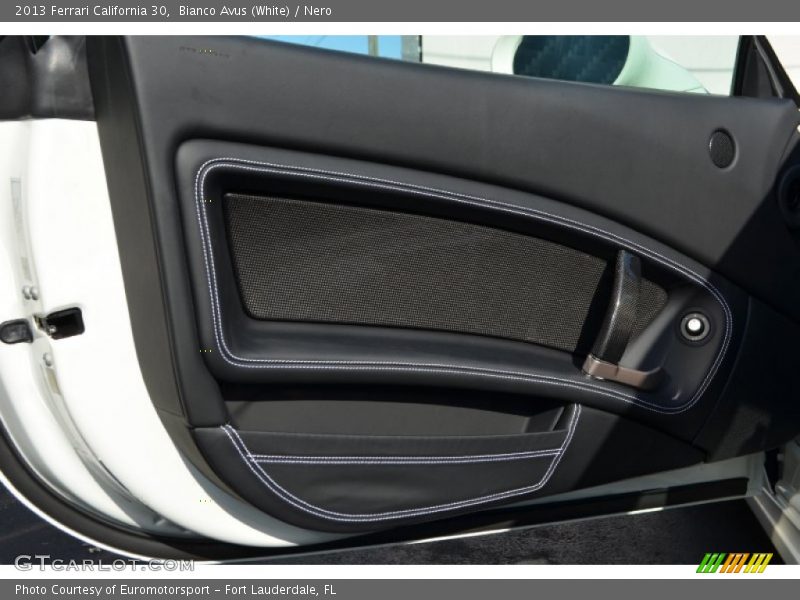 Bianco Avus (White) / Nero 2013 Ferrari California 30