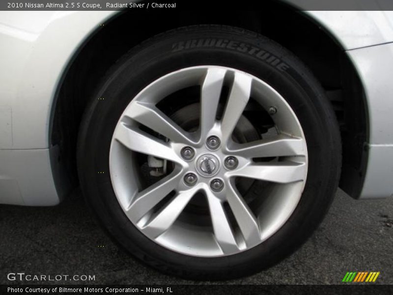 Radiant Silver / Charcoal 2010 Nissan Altima 2.5 S Coupe