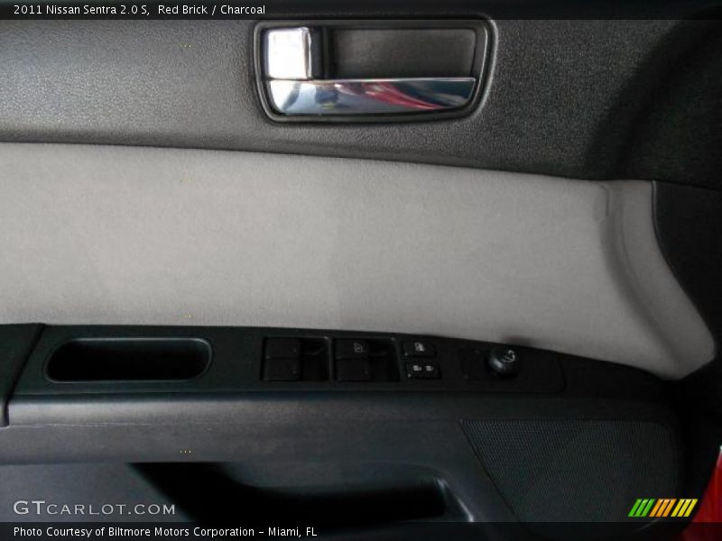 Red Brick / Charcoal 2011 Nissan Sentra 2.0 S