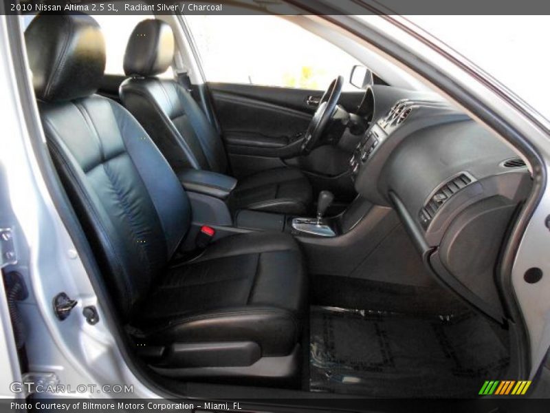 Radiant Silver / Charcoal 2010 Nissan Altima 2.5 SL