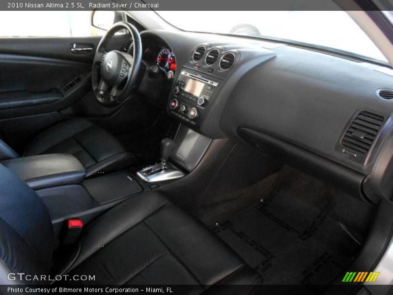 Radiant Silver / Charcoal 2010 Nissan Altima 2.5 SL