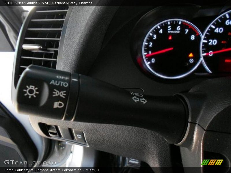 Radiant Silver / Charcoal 2010 Nissan Altima 2.5 SL