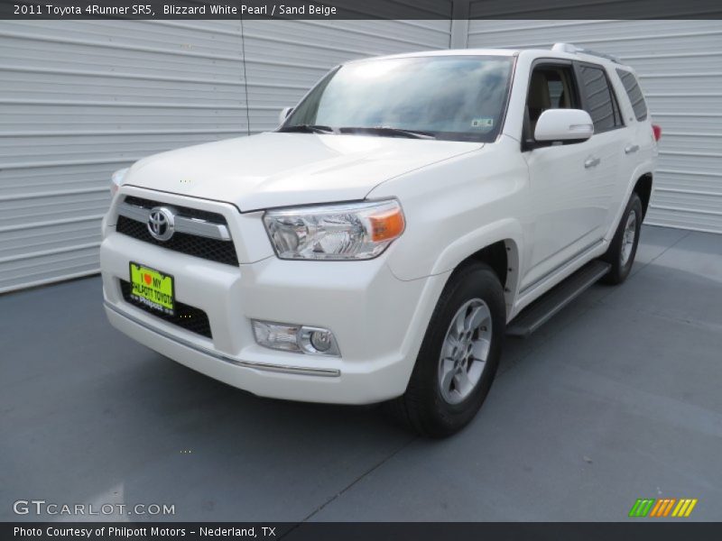 Blizzard White Pearl / Sand Beige 2011 Toyota 4Runner SR5