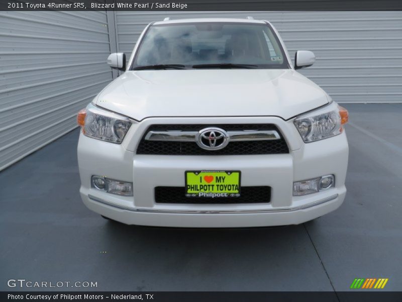 Blizzard White Pearl / Sand Beige 2011 Toyota 4Runner SR5