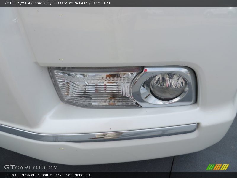 Blizzard White Pearl / Sand Beige 2011 Toyota 4Runner SR5