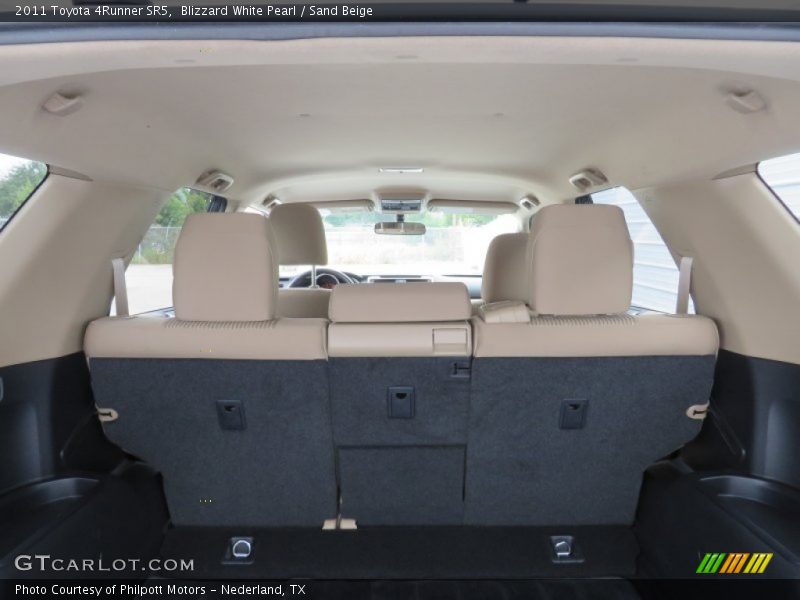 Blizzard White Pearl / Sand Beige 2011 Toyota 4Runner SR5