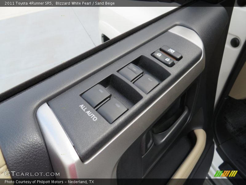 Blizzard White Pearl / Sand Beige 2011 Toyota 4Runner SR5