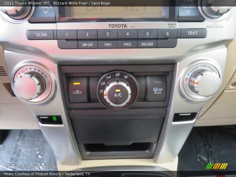 Blizzard White Pearl / Sand Beige 2011 Toyota 4Runner SR5
