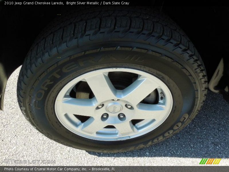 Bright Silver Metallic / Dark Slate Gray 2010 Jeep Grand Cherokee Laredo
