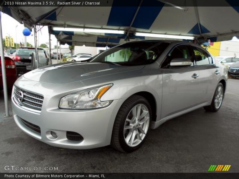 Radiant Silver / Charcoal 2010 Nissan Maxima 3.5 SV