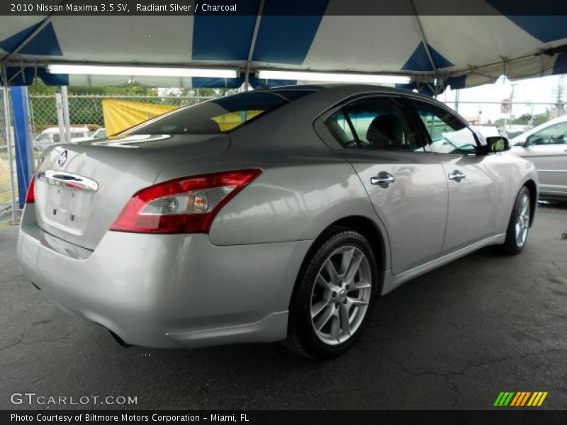 Radiant Silver / Charcoal 2010 Nissan Maxima 3.5 SV