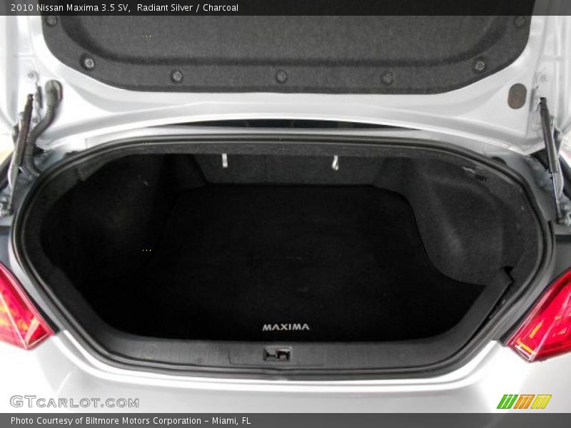 Radiant Silver / Charcoal 2010 Nissan Maxima 3.5 SV