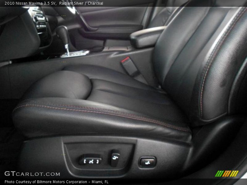 Radiant Silver / Charcoal 2010 Nissan Maxima 3.5 SV