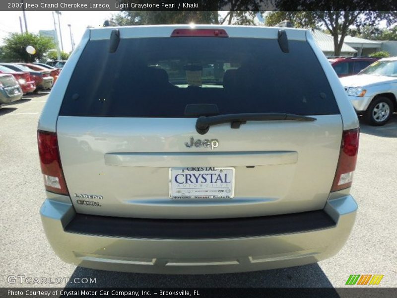 Light Graystone Pearl / Khaki 2007 Jeep Grand Cherokee Laredo