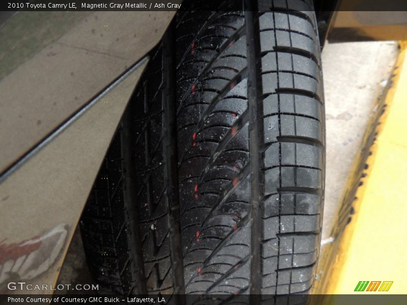 Magnetic Gray Metallic / Ash Gray 2010 Toyota Camry LE