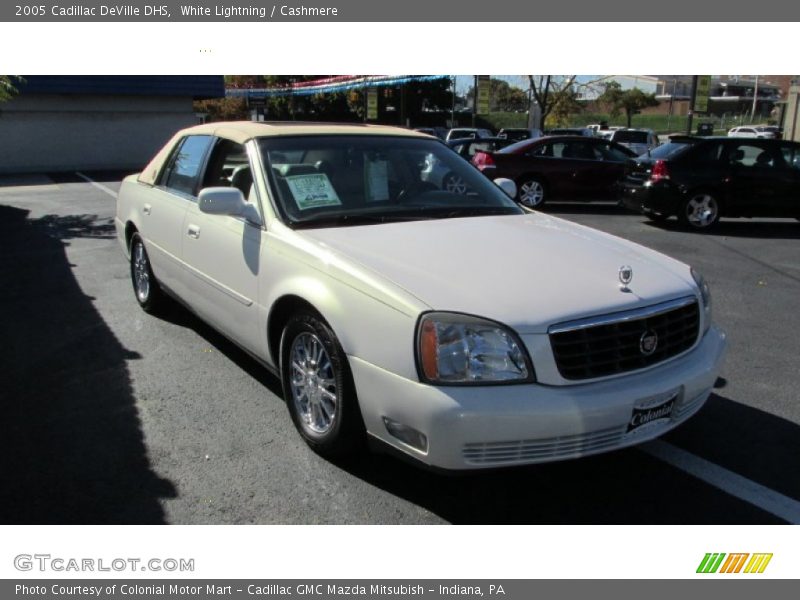 White Lightning / Cashmere 2005 Cadillac DeVille DHS