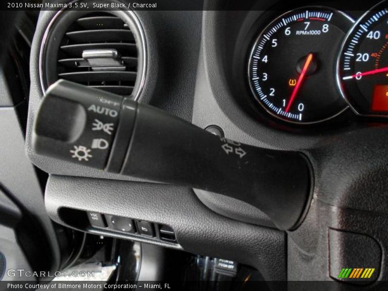 Super Black / Charcoal 2010 Nissan Maxima 3.5 SV