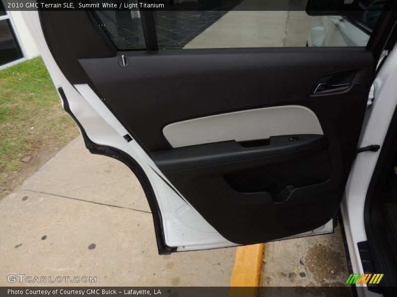 Summit White / Light Titanium 2010 GMC Terrain SLE