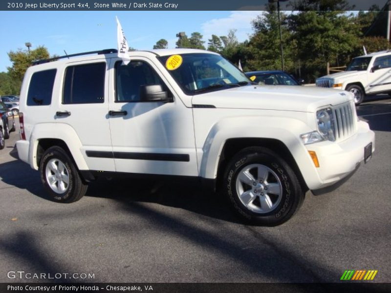 Stone White / Dark Slate Gray 2010 Jeep Liberty Sport 4x4