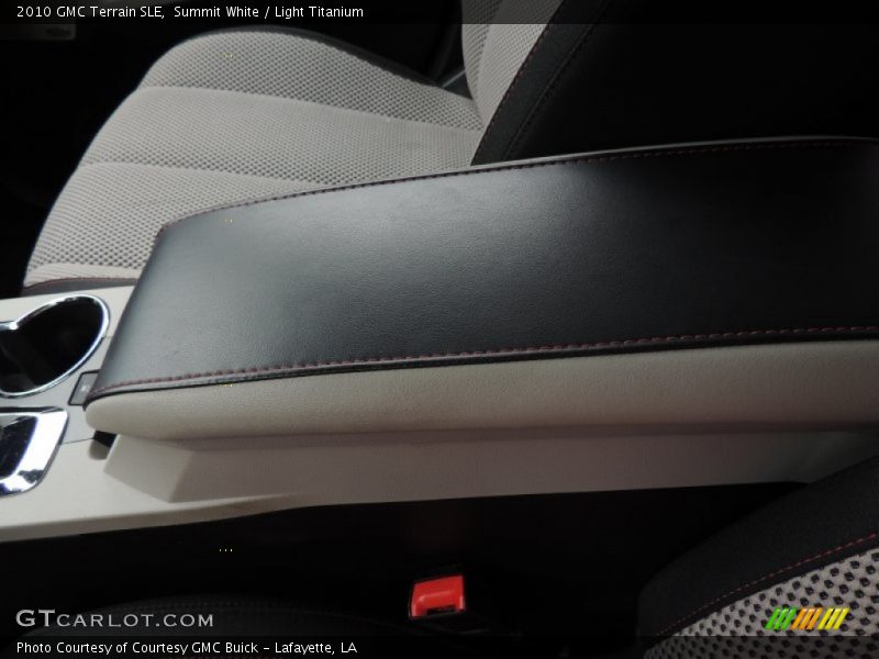 Summit White / Light Titanium 2010 GMC Terrain SLE