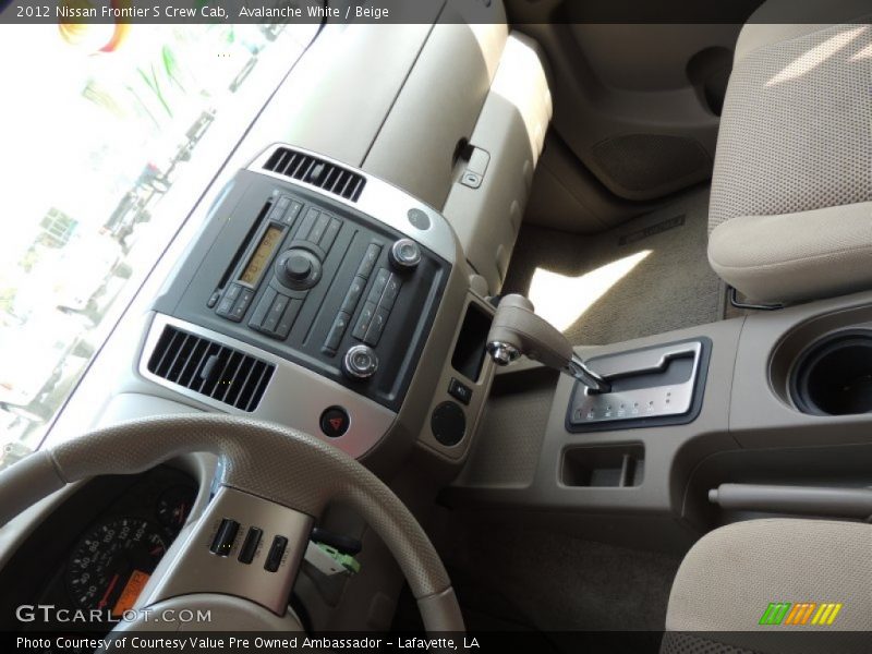 Avalanche White / Beige 2012 Nissan Frontier S Crew Cab