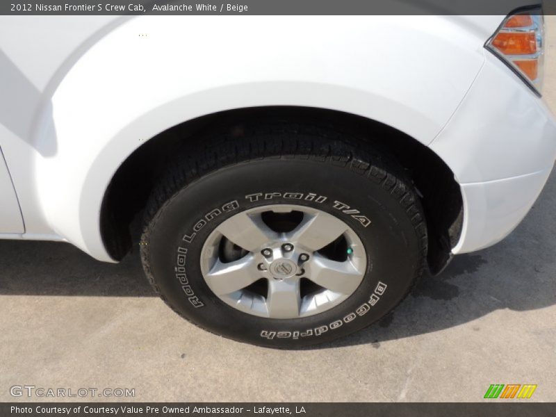 Avalanche White / Beige 2012 Nissan Frontier S Crew Cab