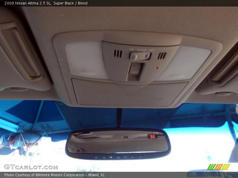 Super Black / Blond 2009 Nissan Altima 2.5 SL