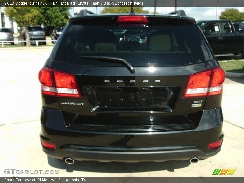 Brilliant Black Crystal Pearl / Black/Light Frost Beige 2013 Dodge Journey SXT