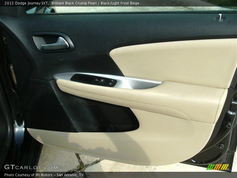 Brilliant Black Crystal Pearl / Black/Light Frost Beige 2013 Dodge Journey SXT