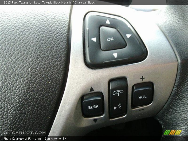 Tuxedo Black Metallic / Charcoal Black 2013 Ford Taurus Limited