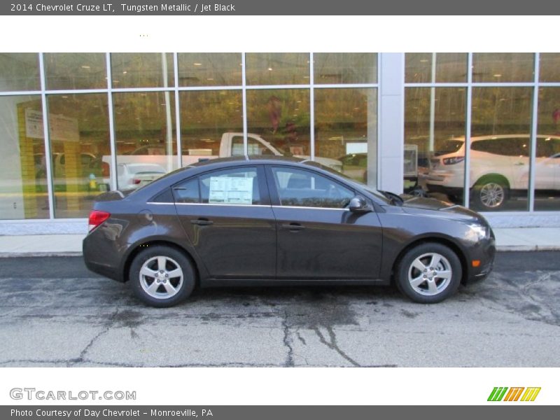 Tungsten Metallic / Jet Black 2014 Chevrolet Cruze LT