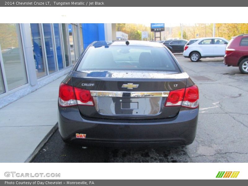 Tungsten Metallic / Jet Black 2014 Chevrolet Cruze LT