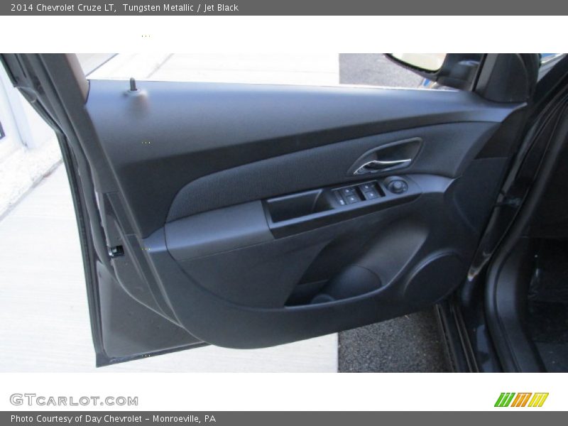 Tungsten Metallic / Jet Black 2014 Chevrolet Cruze LT