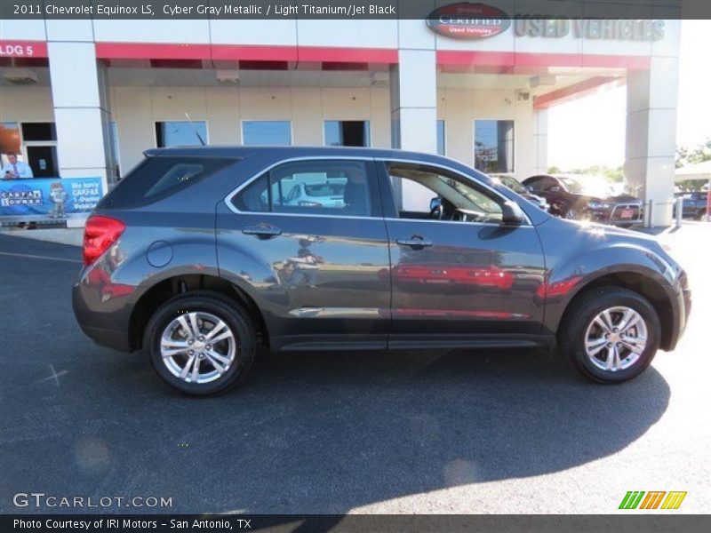 Cyber Gray Metallic / Light Titanium/Jet Black 2011 Chevrolet Equinox LS