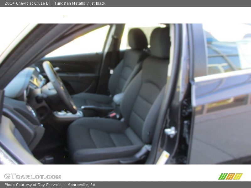 Tungsten Metallic / Jet Black 2014 Chevrolet Cruze LT