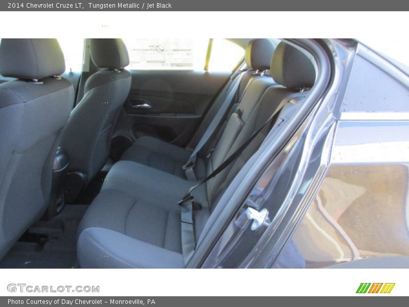 Tungsten Metallic / Jet Black 2014 Chevrolet Cruze LT