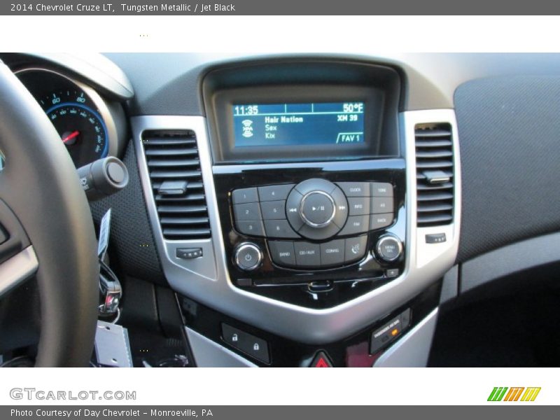 Tungsten Metallic / Jet Black 2014 Chevrolet Cruze LT