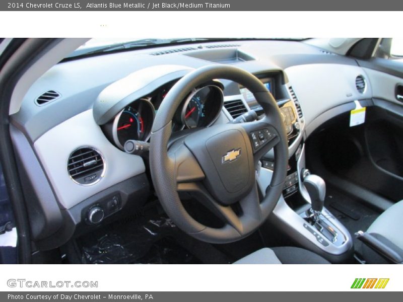 Atlantis Blue Metallic / Jet Black/Medium Titanium 2014 Chevrolet Cruze LS