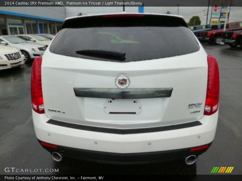 Platinum Ice Tricoat / Light Titanium/Ebony 2014 Cadillac SRX Premium AWD