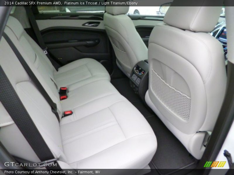 Platinum Ice Tricoat / Light Titanium/Ebony 2014 Cadillac SRX Premium AWD