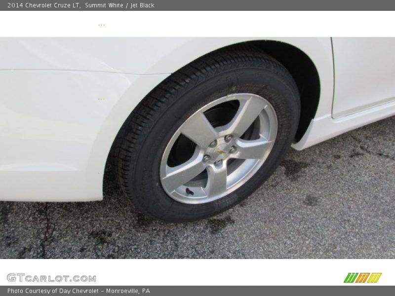Summit White / Jet Black 2014 Chevrolet Cruze LT
