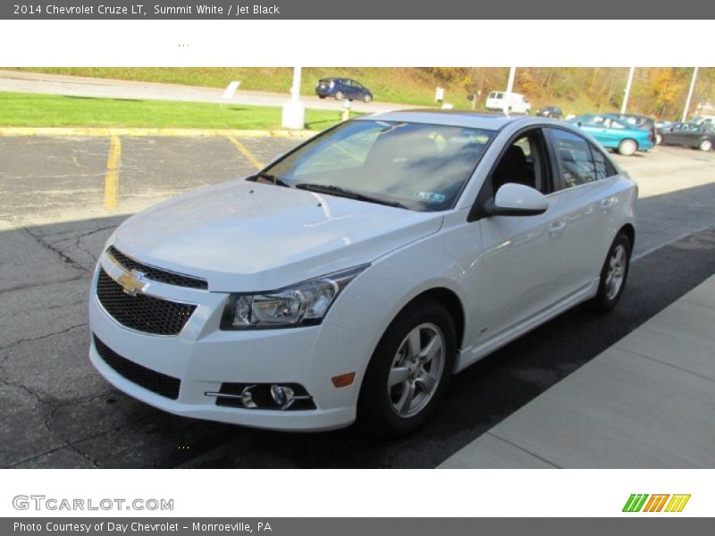Summit White / Jet Black 2014 Chevrolet Cruze LT
